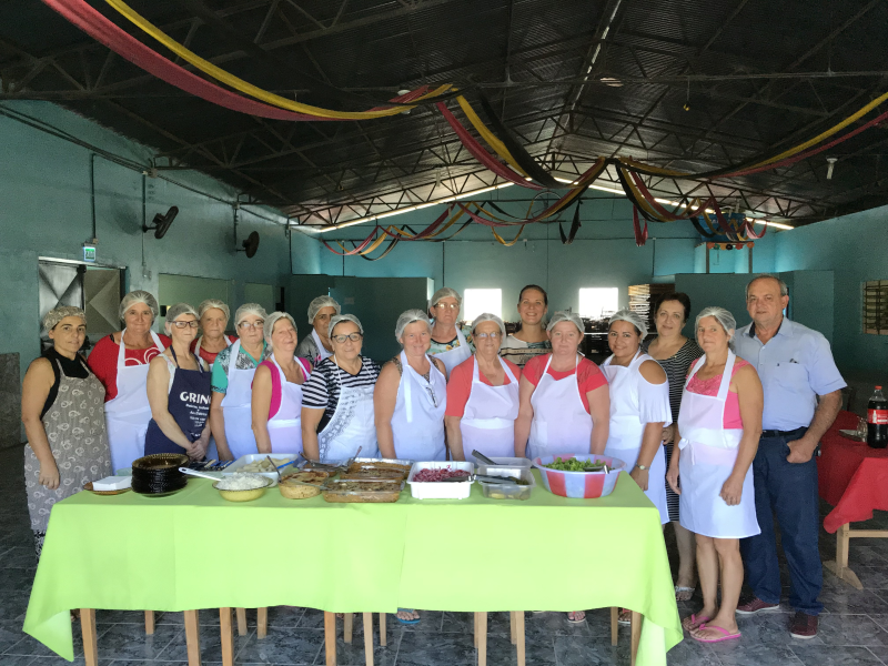 PREFEITURA E SENAR PROMOVEM CURSOS DE “PINTURA EM TECIDO”, “PANIFICAÇÃO CASEIRA” E “ARTESANATO RECICLÁVEL”